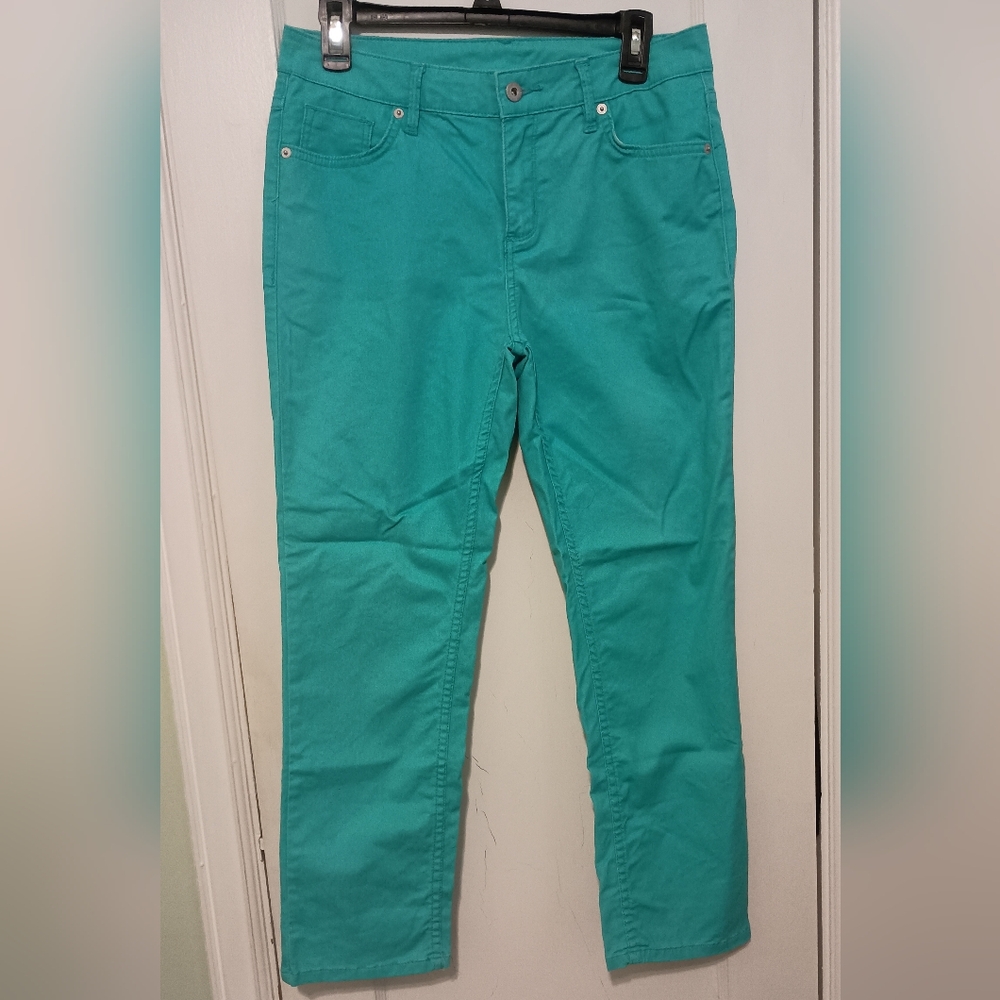 Liz Claiborne turquoise 5 pocket pant, straight leg size 6